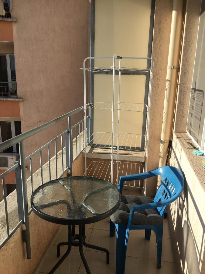 Apartamento Апартамент Зорница Burgas Exterior foto