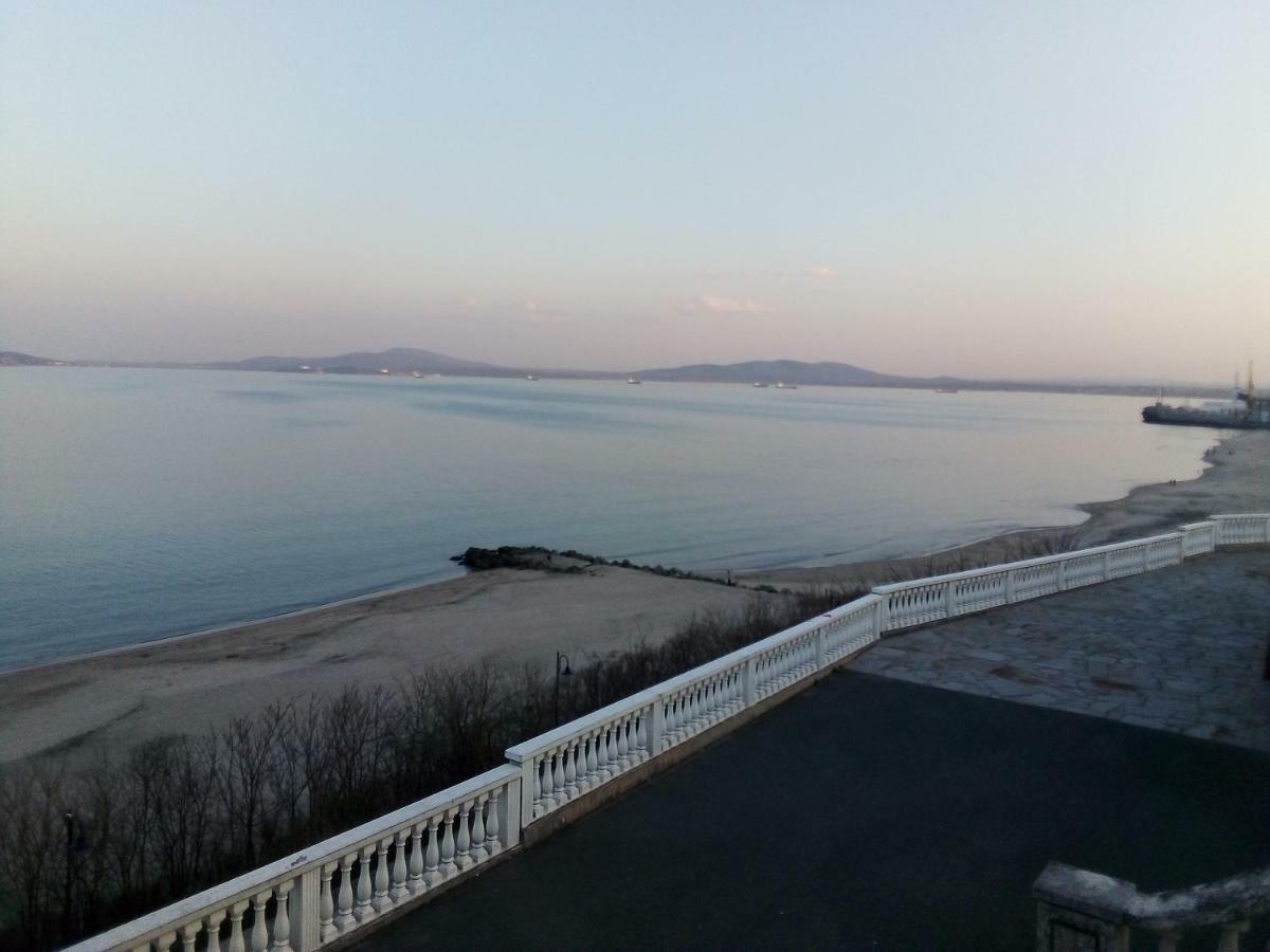 Apartamento Апартамент Зорница Burgas Exterior foto