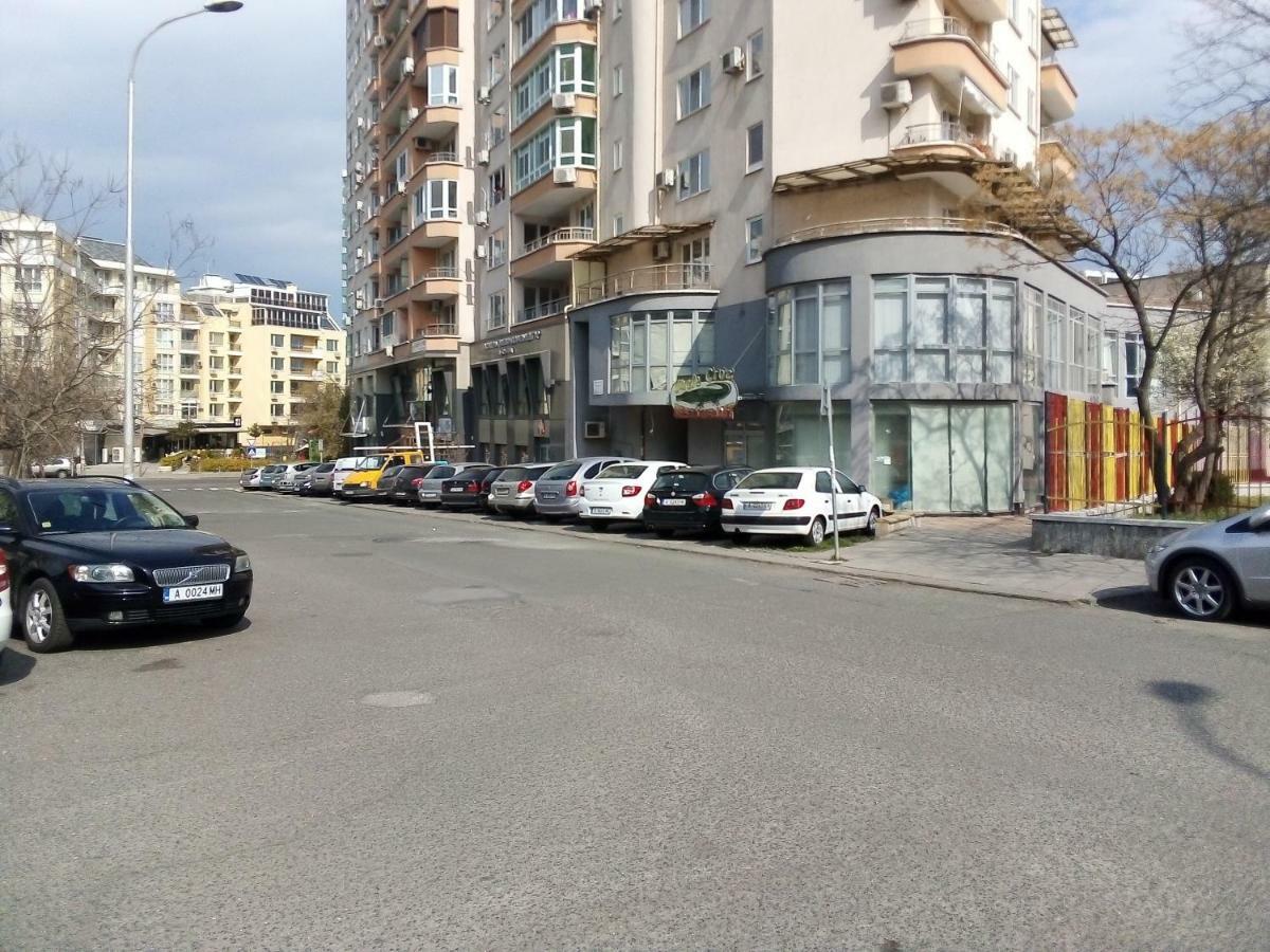 Apartamento Апартамент Зорница Burgas Exterior foto