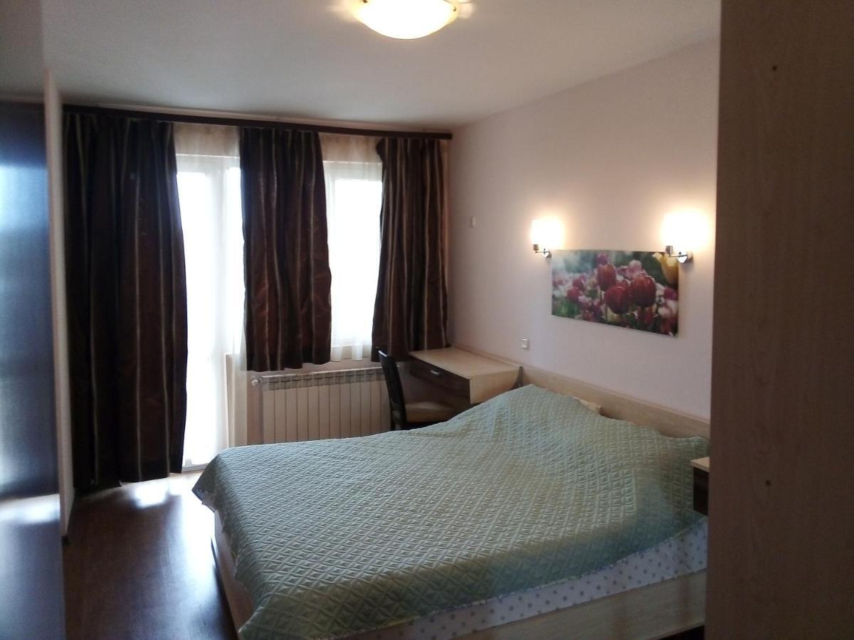 Apartamento Апартамент Зорница Burgas Exterior foto
